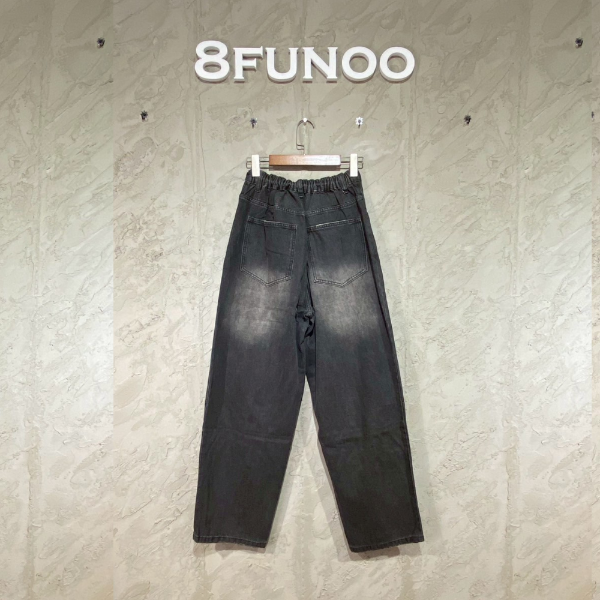 深灰直向車線寬鬆水洗牛仔褲 