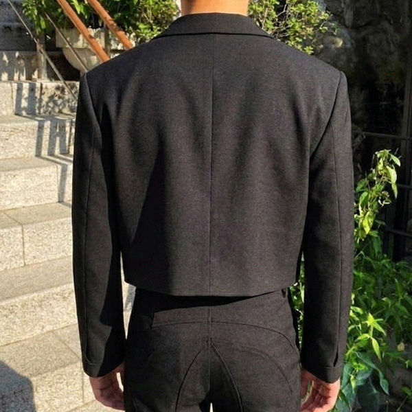 韓系短版俐落修身西裝外套