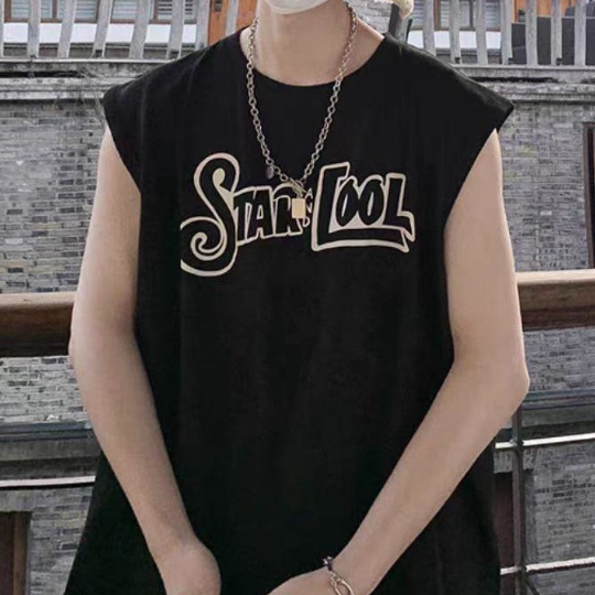 STAR and Cool背大英文字背心